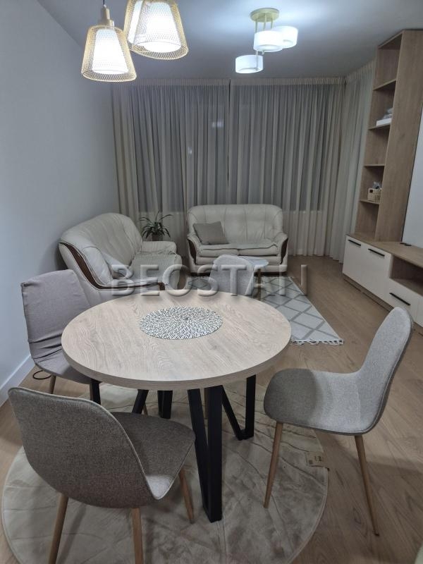 Izdavanje stanova Beograd - Novi Beograd