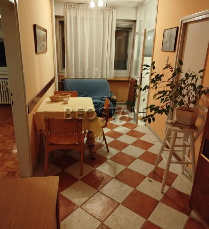 Izdavanje stanova Beograd - Novi Beograd
