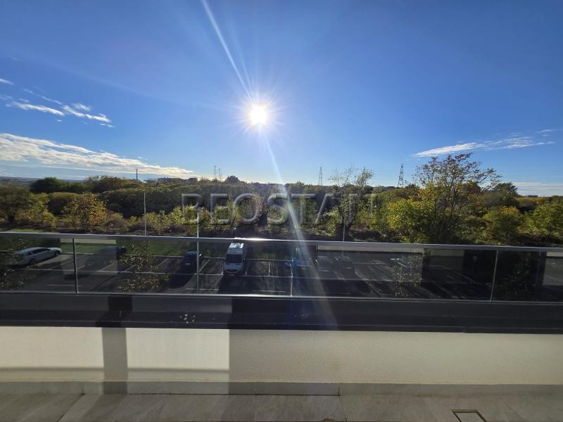 Bežanijska kosa - Bezanijska kosa kosa kvart #64852 Bežanijska kosa - Bezanijska kosa kosa kvart #64852