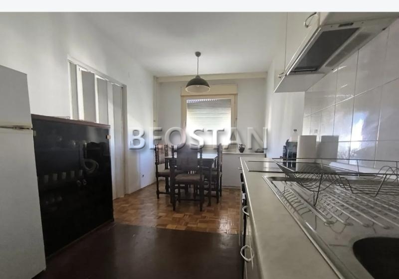 Izdavanje stanova Beograd - Novi Beograd