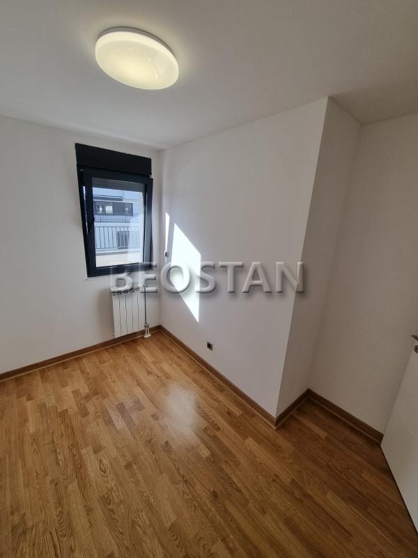 Novi Beograd - Ledine #65179