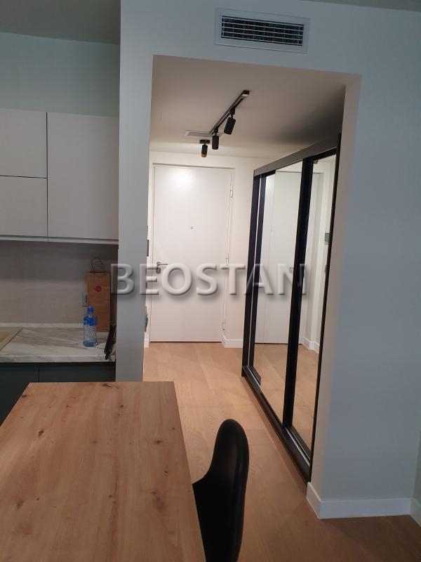 Novi Beograd - Airport Garden #66999