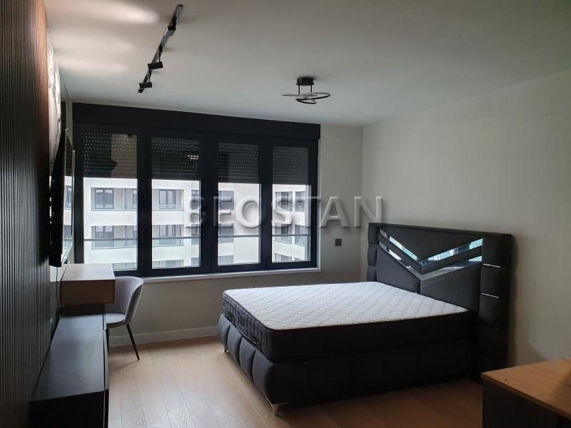 Novi Beograd - Airport Garden #66999