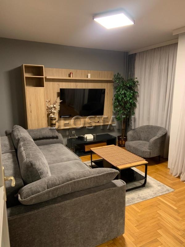 Izdavanje stanova Beograd - Centar