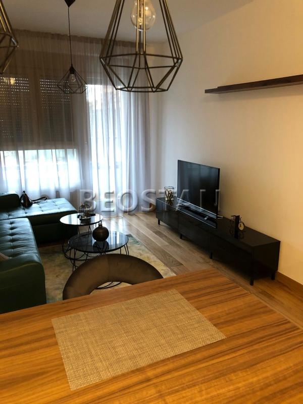 Izdavanje stanova Beograd - Novi Beograd