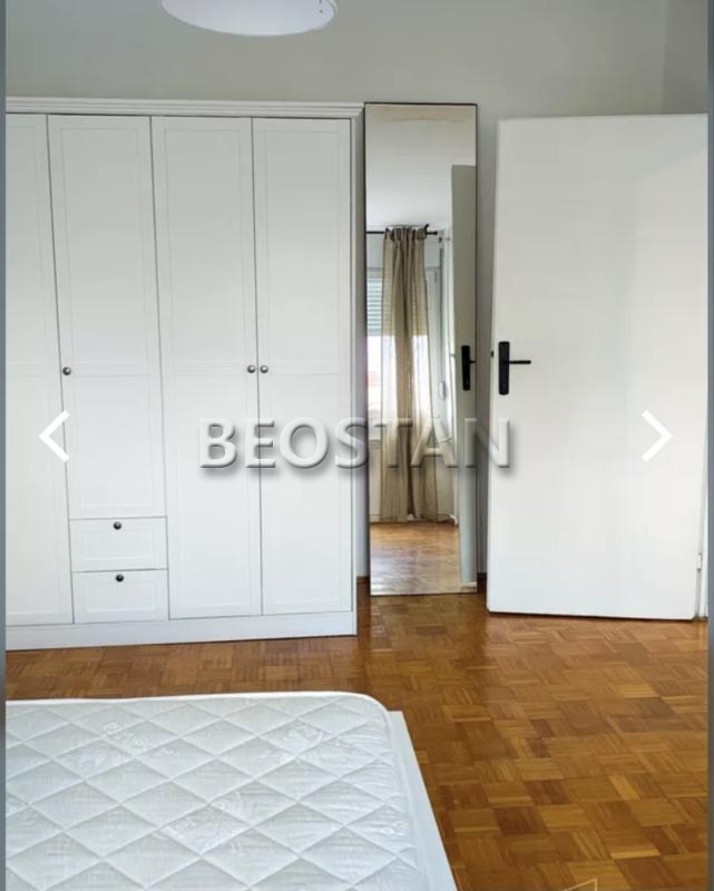 Novi Beograd - Blok 70 cetvorospratnice #64976