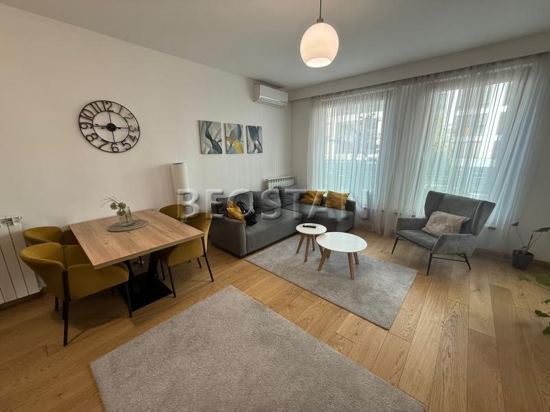 Izdavanje stanova Beograd - Novi Beograd