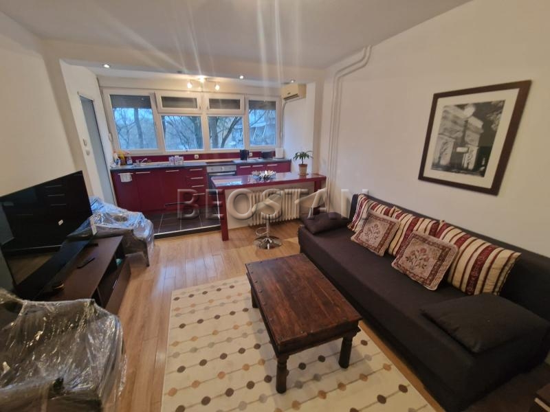 Izdavanje stanova Beograd - Novi Beograd