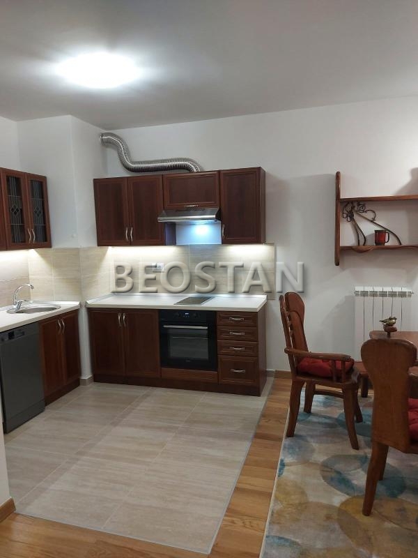 Novi Beograd - West 65 wellport #65822