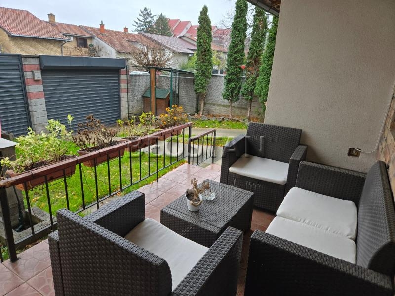 Širi centar - Petlovo brdo #65372