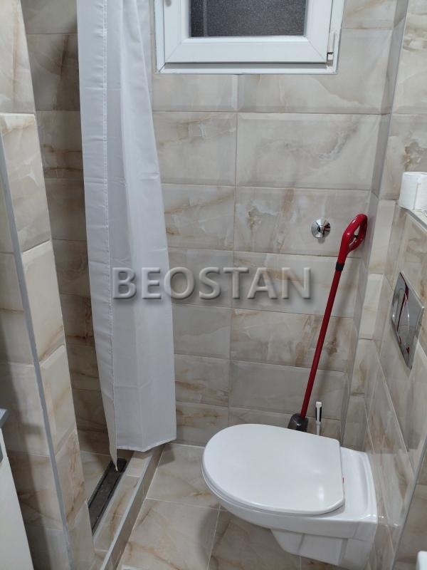 Širi centar - Karaburma #667161