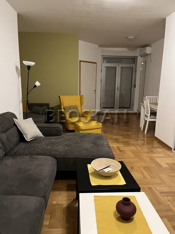 Izdavanje stanova Beograd - Centar